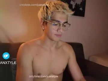 Chaturbate Private Sex Chat of juancamroom