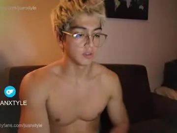 Chaturbate Nude Webcam of juancamroom