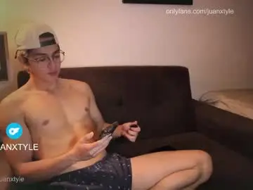 Chaturbate Sex Cam of juancamroom