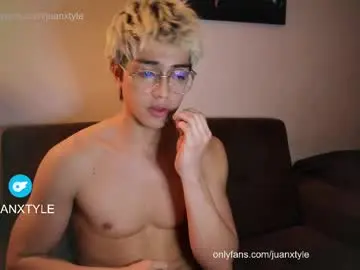 Chaturbate Sex Cam of juancamroom