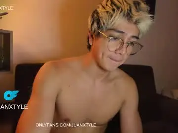 Chaturbate Nude Webcam of juancamroom