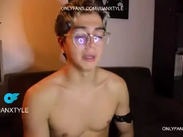 Chaturbate Private Sex Chat of juancamroom