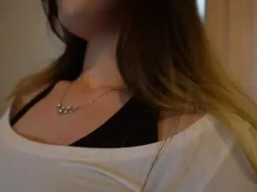 Chaturbate Free Porn Cam of sarasuo
