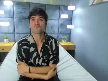 Chaturbate Watch Live Sex Cams of brunoturnerr