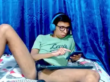 Chaturbate Nude Webcam of dtwink0310