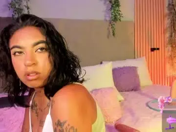 Chaturbate Adult Webcam of alice_cute77