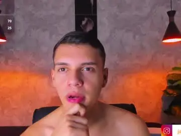 Chaturbate Live Sex of ian_jacob