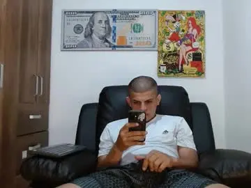 Chaturbate Free Live Porn of master_melo