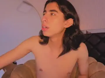 Chaturbate Live Sex Cam of ryo_fem