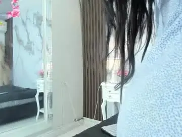 Chaturbate Adult Webcams of hilarythomsom