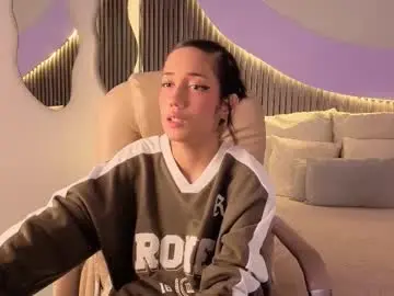 Chaturbate Live Sex Cam of hot_little_bunny