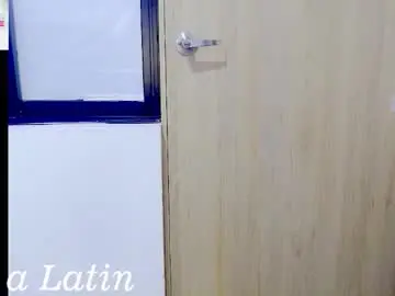 Chaturbate Sex Cam of angel_white26