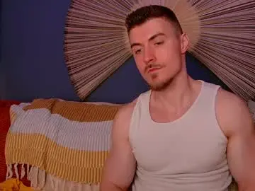 Chaturbate Live Sex Cam of eddieds