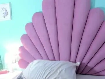 Chaturbate Watch Live Sex Cams of emma_clarke_