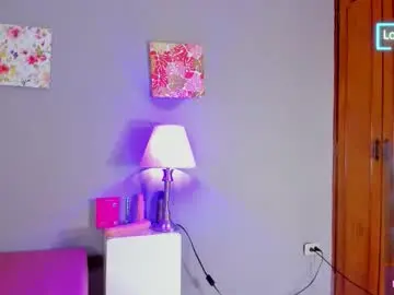 Chaturbate Watch Live Sex Cams of emma_clarke_