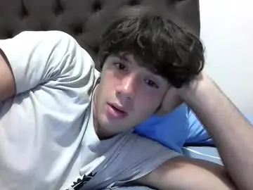 Chaturbate Live Sex Cam of hunglikecrazyy