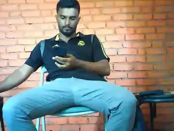 Chaturbate Sex Cam of spicybuoy