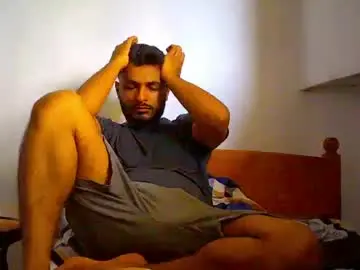 Chaturbate Free Porn Cam of spicybuoy