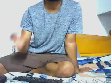 Chaturbate Live Porn of spicybuoy