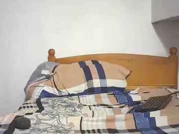 Chaturbate Live Porn of spicybuoy