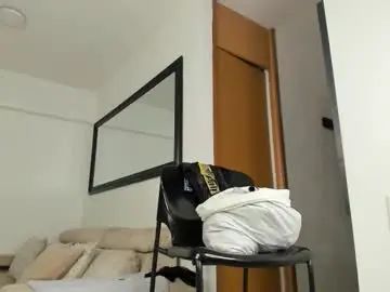 Chaturbate Best live sex cam show of sr_smit_hot