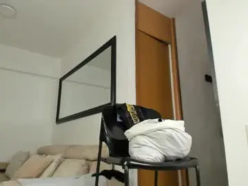 Chaturbate Sex Chat of sr_smit_hot