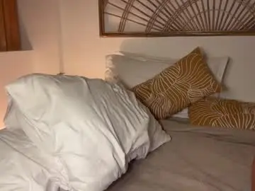 Chaturbate Live Sex Cam of karinaaaxx