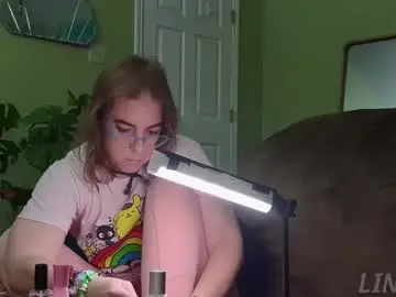 Chaturbate Best live sex cam show of linzy19
