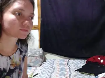 Chaturbate Live Sex Cam of miahells