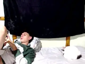 Chaturbate Best live sex cam show of miahells