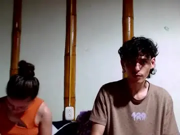 Chaturbate Watch Live Sex Cams of miahells