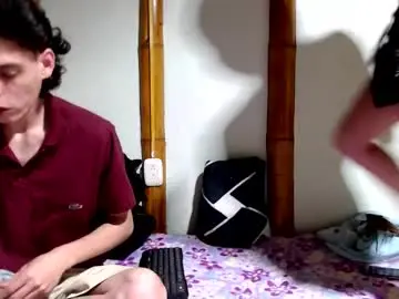 Chaturbate Best live sex cam show of miahells