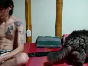 Chaturbate Live Sex Cam of miahells