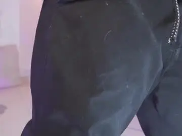 Chaturbate Best live sex cam show of tommy_buttercup