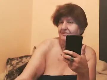Chaturbate Live Sex Cam of wildredcat