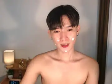 Chaturbate Live Sex Cam of asian_cutiebaexx