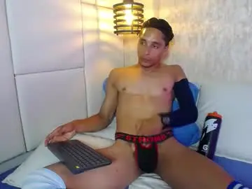 Chaturbate Watch Live Sex Cams of dante_savage1