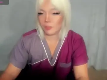 Chaturbate Live Sex of im_ur_hot_ella