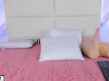 Chaturbate Watch Live Sex Cams of iris_thompson