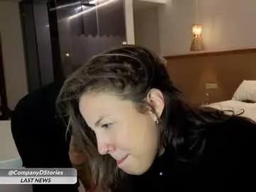 Chaturbate Adult Video Chat of alondra_on_fire