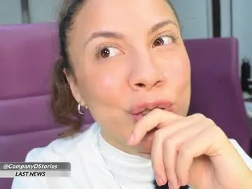 Chaturbate Adult Video Chat of alondra_on_fire