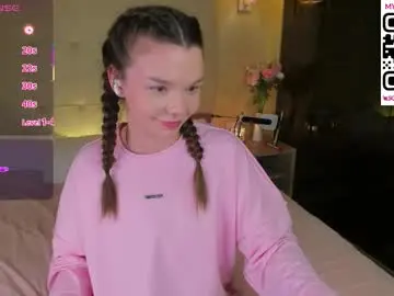 Chaturbate Live Sex Cam of completee_fool