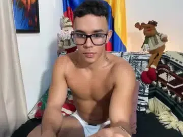 Chaturbate Live Porn of joulianogreco1