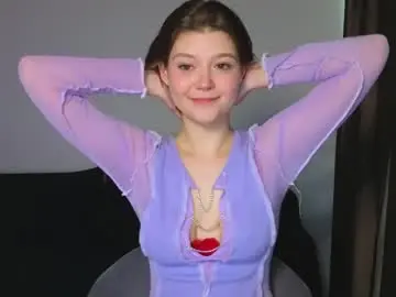 Chaturbate Live Sex Cam of lady_birdd