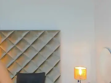 Chaturbate Live Porn of malaia_hills