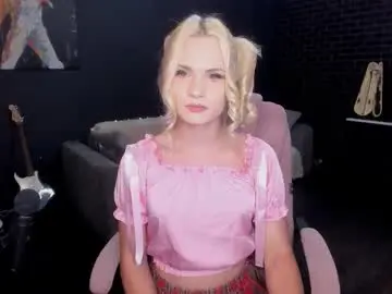 Chaturbate Live Sex of milena_marshmallows