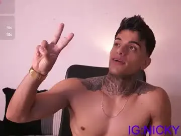 Chaturbate Sex Cam of alan_morrys