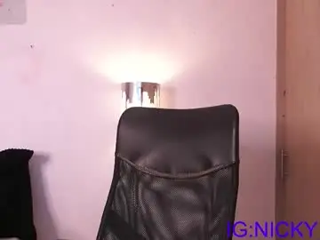 Chaturbate Adult Video Chat of alan_morrys