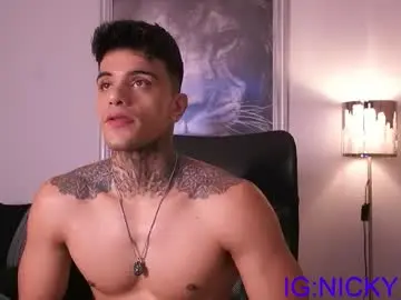 Chaturbate Adult Video Chat of alan_morrys