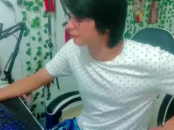 Chaturbate Watch Live Sex Cams of andy_gray01